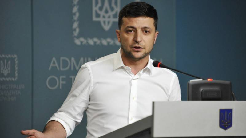 Зеленский назвал правильным своё решение о роспуске парламента