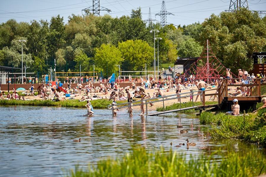 Москвичей предупредили о жаре до плюс 33 градусов в субботу