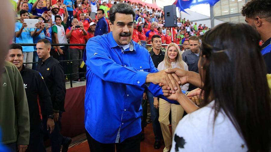 Мадуро обвинил чиновников США в получении денег за твиты с критикой Венесуэлы