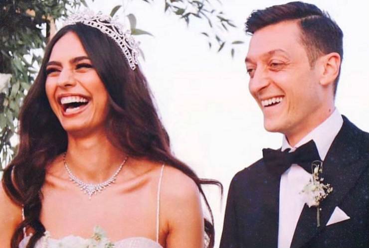 Роскошная свадьба: «Мисс Турция» вышла замуж за чемпиона мира по футболу