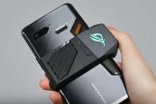 Игровой смартфон Asus ROG Phone 2 выйдет в августе 2019 года