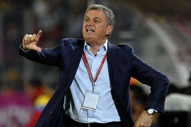 Тренера сборной Черногории уволили за отказ выйти на матч против Косова