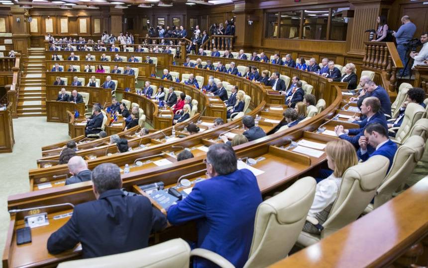 У молдавских парламентариев есть последний шанс договориться