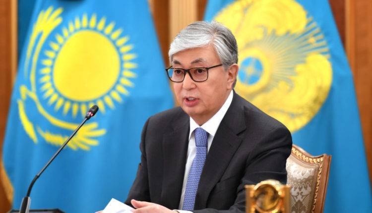 Токаев назвал повышение уровня жизни казахстанцев своим приоритетом