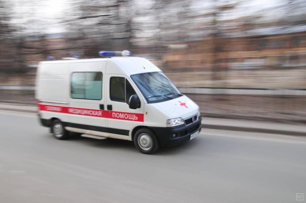 Уже вторая бригада скорой помощи настаивает на немедленной госпитализации Голунова
