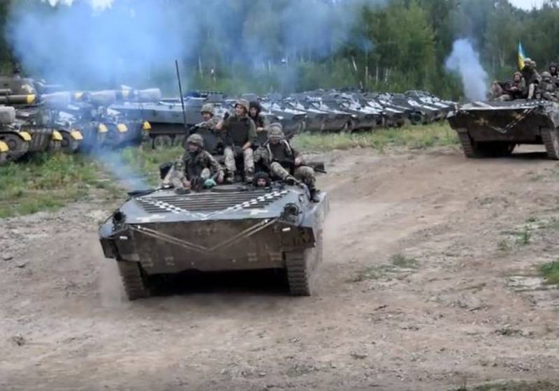 Украинцы похвастались уничтожением «российских» КАМАЗа и БМП