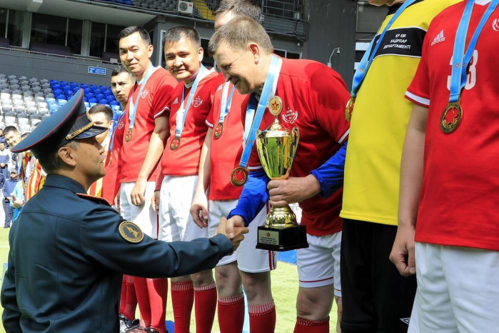 Турнир по мини футболу на кубок Министра обороны завершился в Министерстве обороны