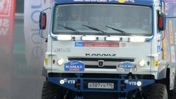 Никто не пострадал в ДТП с участием грузовика «КАМАЗ-мастер» в Петербурге