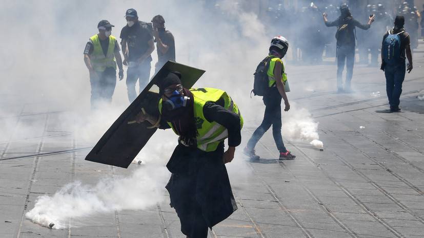 Полиция применила слезоточивый газ против «жёлтых жилетов» в Монпелье