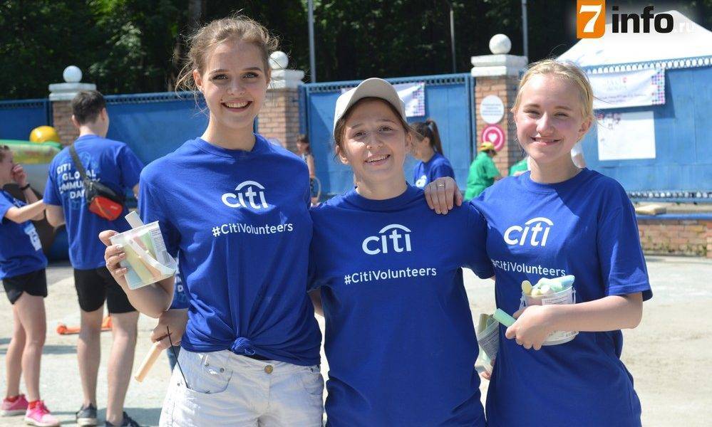 В Рязани прошёл благотворительный праздник «Добровольцы – детям»
