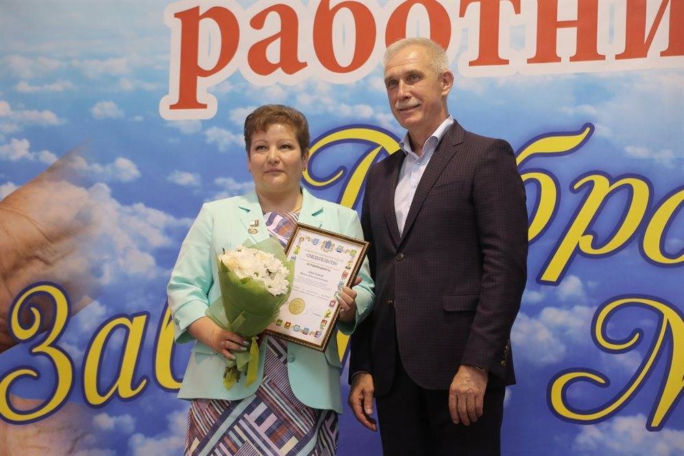 Сергей Морозов поздравил социальных работников Ульяновской области