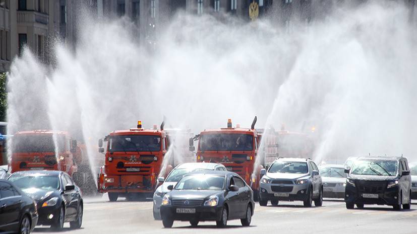 «Аномальная погода»: в Москве объявлен «оранжевый» уровень опасности из-за жары