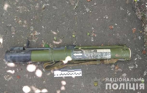 Украинские полицейские изъяли у жителя Константиновки гранатомет