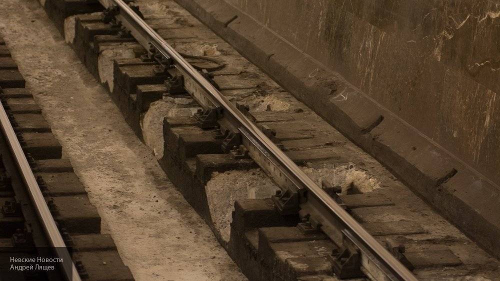 В бостонском метро поезд сошел с рельсов