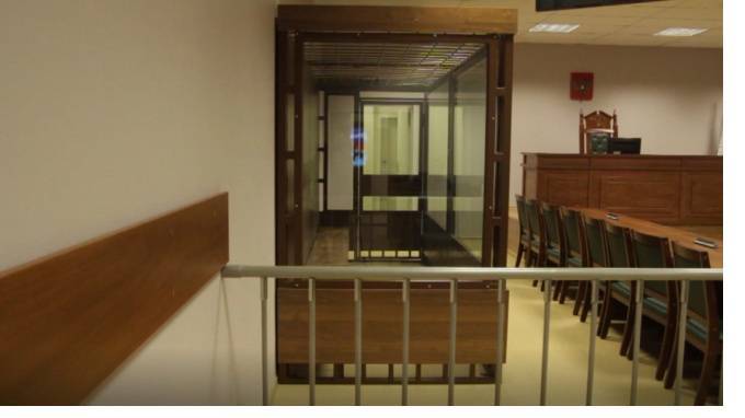 Суд отправил журналиста Ивана Голунова под домашний арест