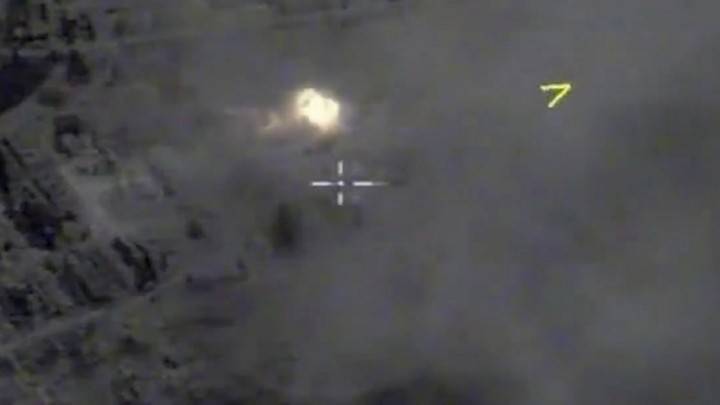 Камера сняла момент удара ВКС России по огневым позициям боевиков – СМИ