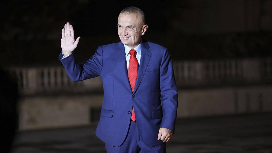 Президент Албании отменил муниципальные выборы
