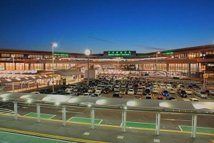 Аэропорт на юге Японии остался без энергоснабжения
