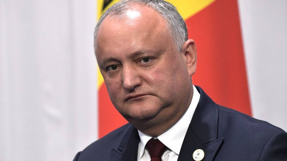 Додона отстранили о полномочий президента Молдовы