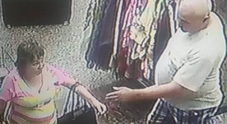 В Чебоксарах разыскивают пару, укравшую телефон