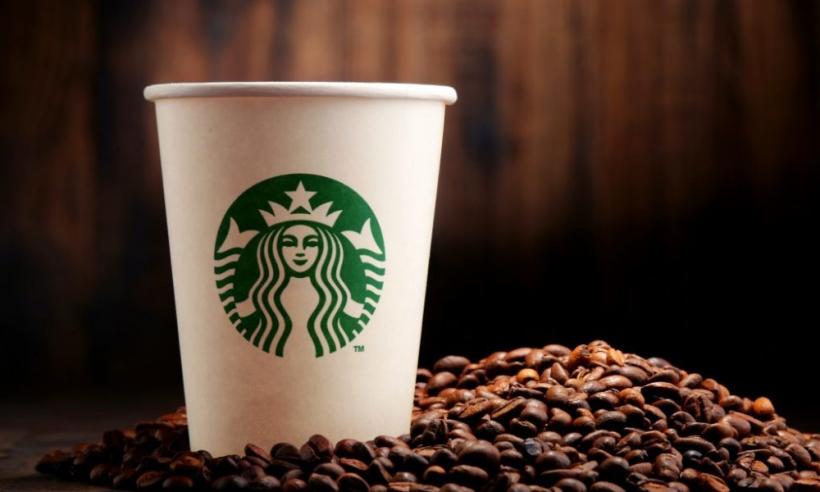 Starbucks заработал $2,3 млрд на киноляпе со стаканчиком в “Игре престолов”