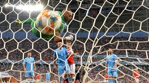 Вратарь Сан-Марино поблагодарил российских фанатов за поддержку после 0:9