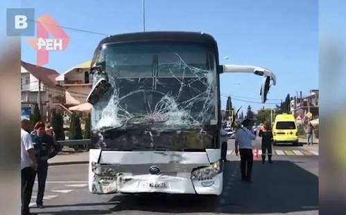 РЕН ТВ публикует список пострадавших при столкновении автобусов в Сочи