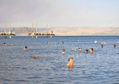 На Шавуот озеро Кинерет посетили около 110 тысяч человек