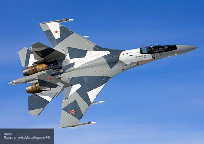 Эксперты National Interest рассказали, что произойдет, если Су-35 атакует F-35