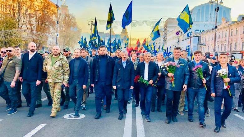 Украинские националисты пойдут на выборы в Раду единым блоком