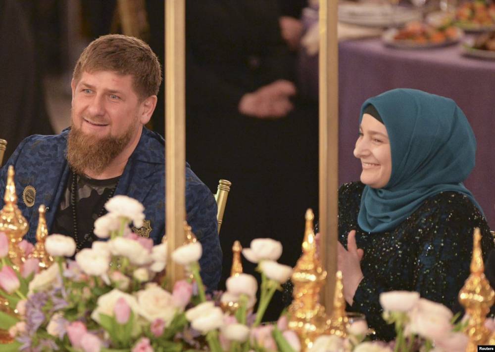 Жена Рамзана Кадырова заработала за год 60 тысяч рублей