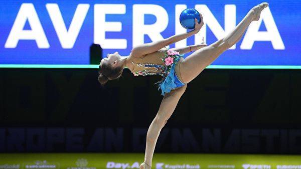 Аверина завоевала золото на этапе Гран-при по художественной гимнастике