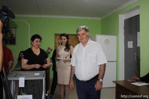 Голосование на выборах в парламент Южной Осетии завершено