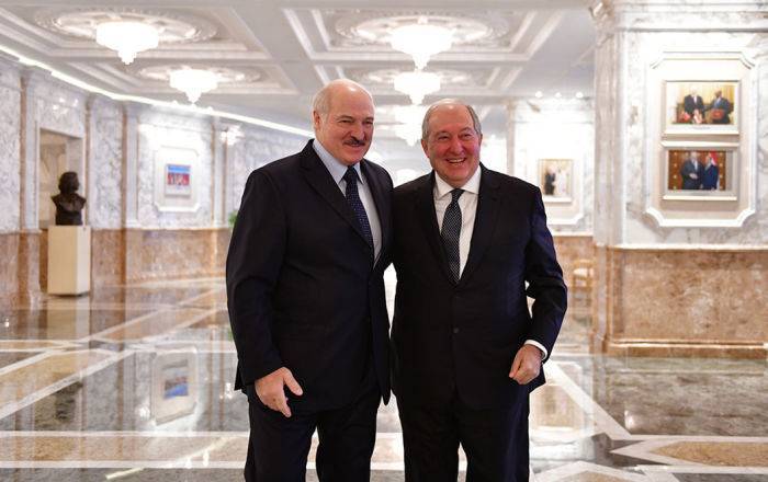 "Рад буду видеть Лукашенко в Ереване": президент Армении ждет коллегу