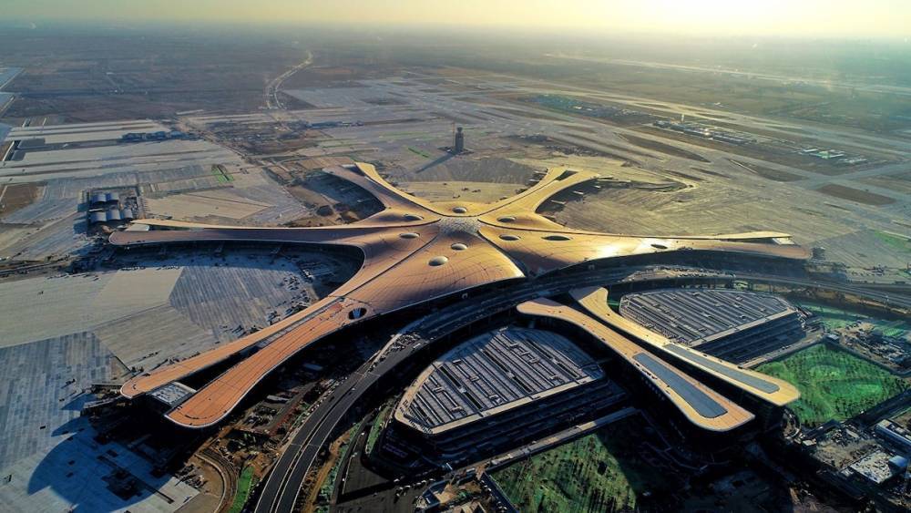 Крупнейший в мире аэропорт построили в Пекине