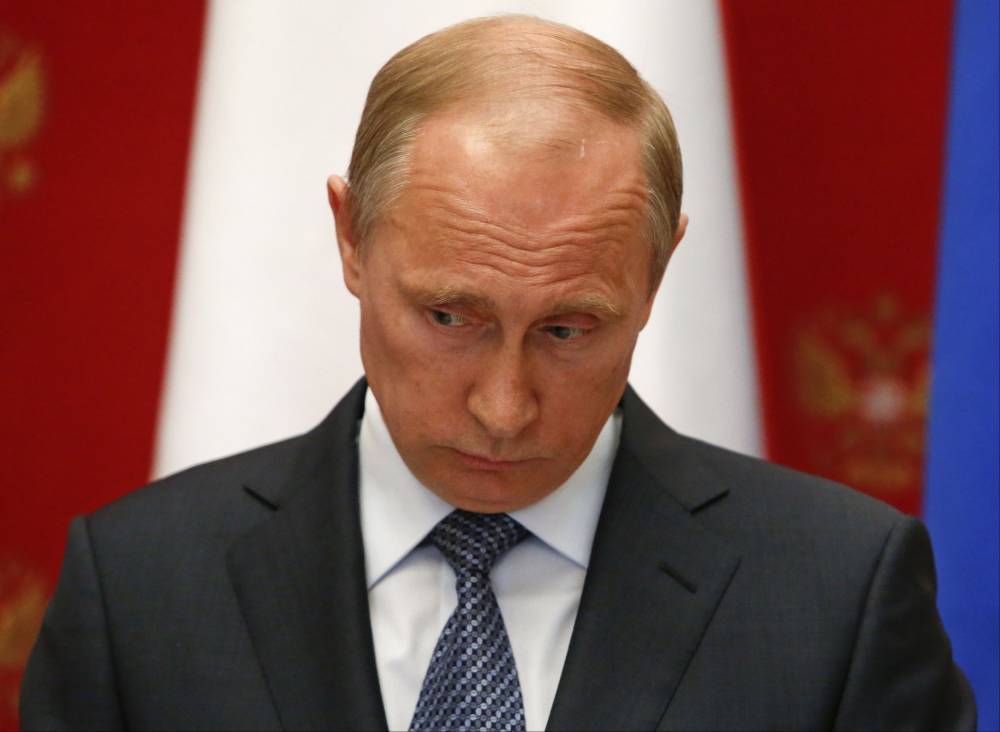 Публичный конфуз Путина на G20 высмеяли меткой фотожабой: "Следовало бы схватить за горло"