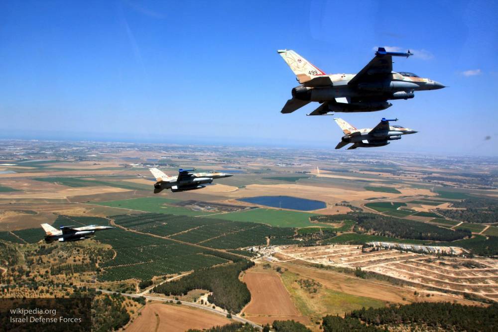 ВВС Израиля атаковали окрестности Дамаска
