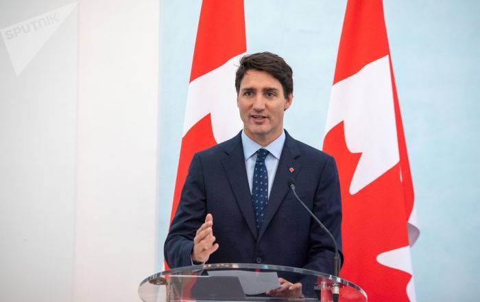 Оконфузился: канадскому премьер-министру не пожали руку - видео