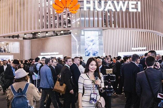 Трамп: США разрешат компаниям продавать оборудование китайской Huawei
