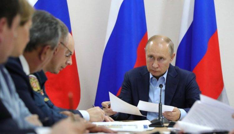 Путин поручил Шойгу подключить армию к борьбе с паводком в Иркутской области