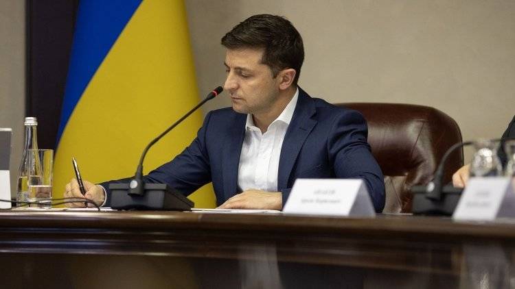 Украинцы ошиблись в Зеленском, заявил украинский депутат