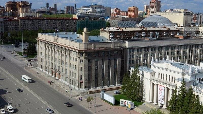 Три кандидата подали документы на участие в выборах мэра Новосибирска
