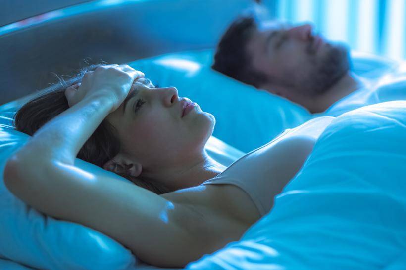 Ученые: Повышенная потливость во время сна может указывать на рак