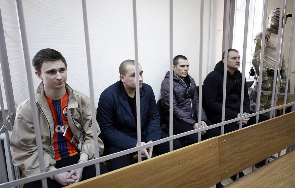 Кремль не комментирует идею отпустить украинских моряков до суда