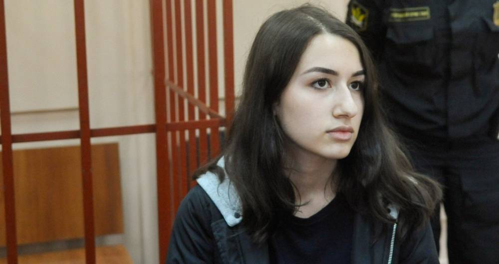 Экспертиза признала невменяемой младшую сестру Хачатурян