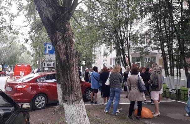 В Сыктывкаре эвакуировали работников Минтруда Коми