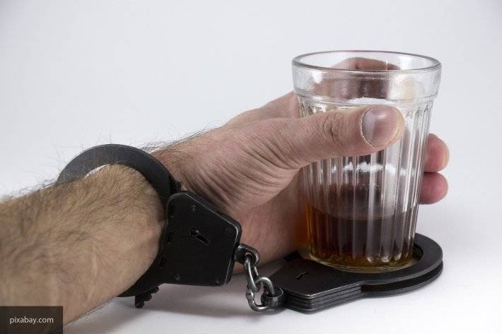 Ученые рассказали, сколько человек умирает от алкоголизма в США