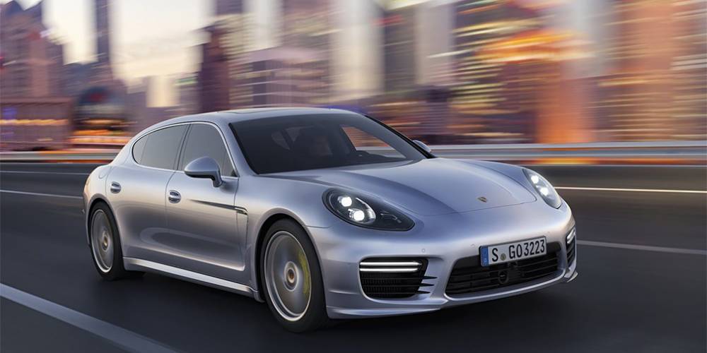 Porsche отправит на сервис более 2 тысяч автомобилей в России