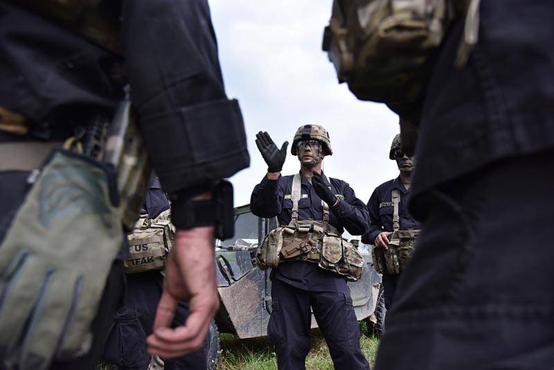 НАТО и Украина изменили план учений из-за действий России