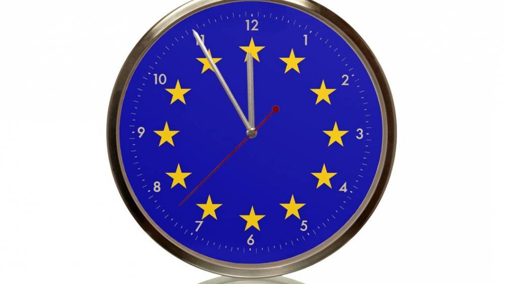 Нового главу Еврокомиссии не могут определить уже 18 часов: Саммит ЕС оказался самым долгим за 15 лет